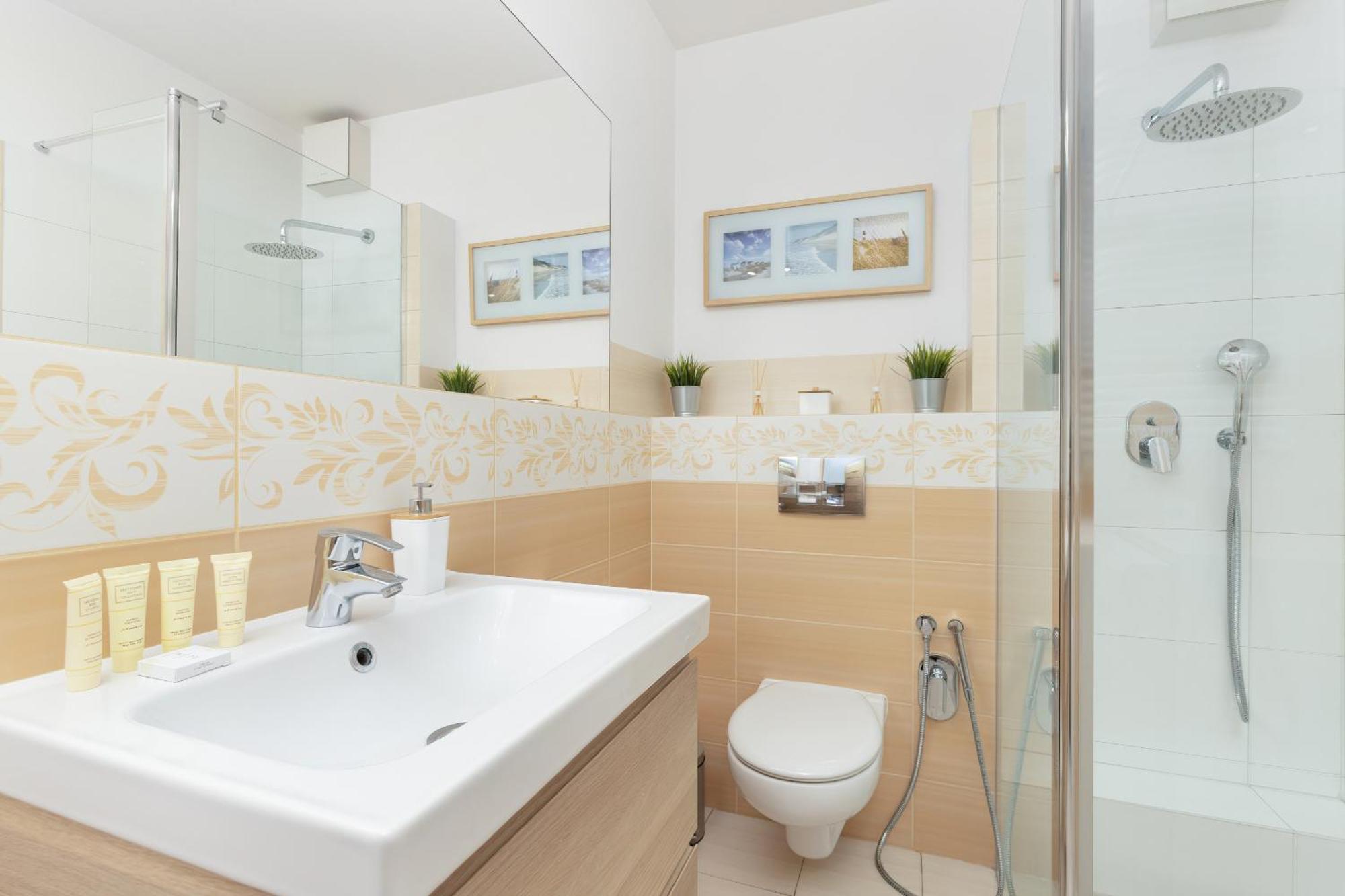 Jasny & Przestronny Apartament Z Balkonem I Parkingiem By Rent Like Home Gdynia Extérieur photo