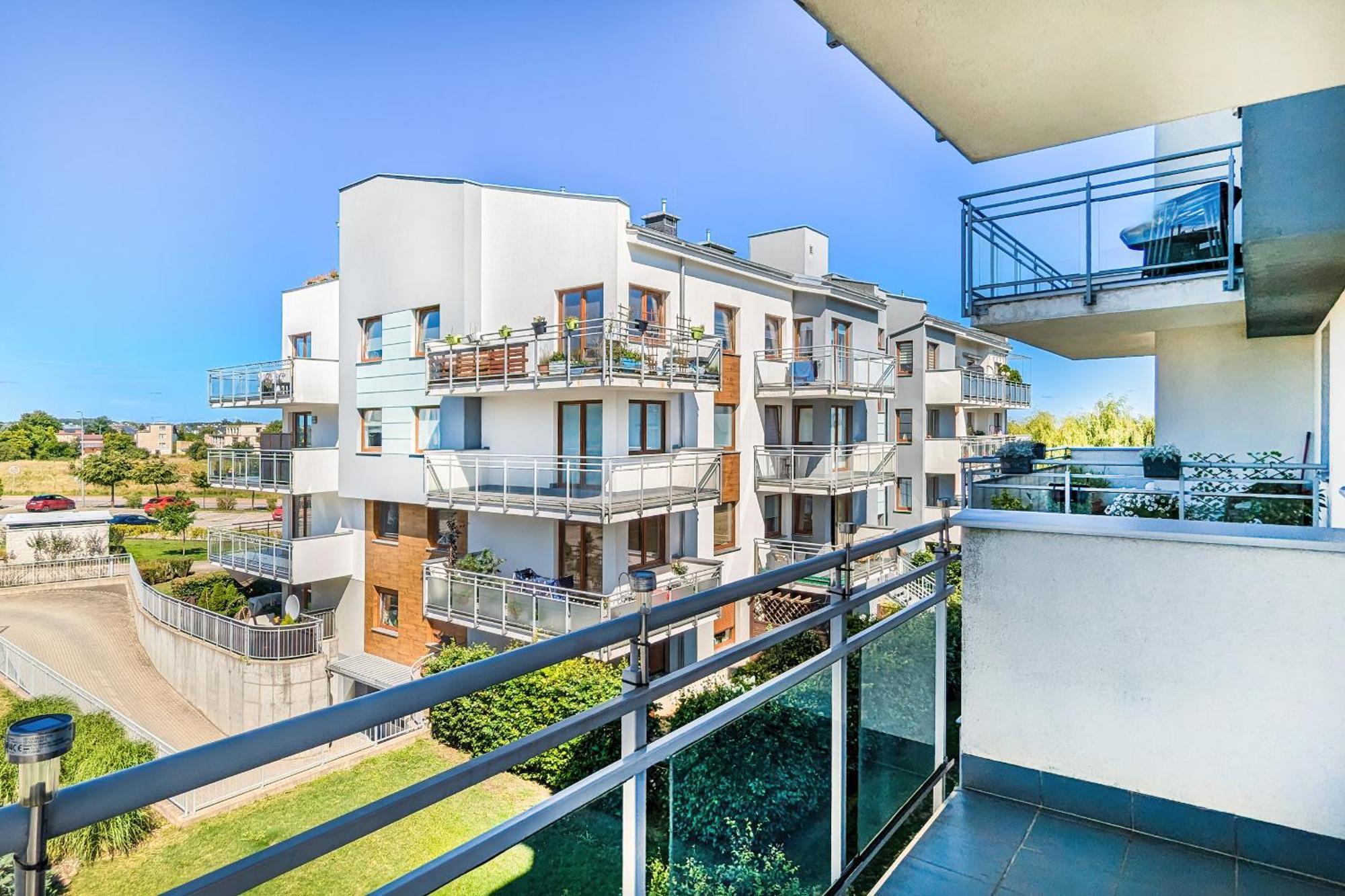 Jasny & Przestronny Apartament Z Balkonem I Parkingiem By Rent Like Home Gdynia Extérieur photo